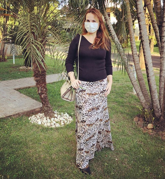 dra Laura Lucia SAIA COM SAIA